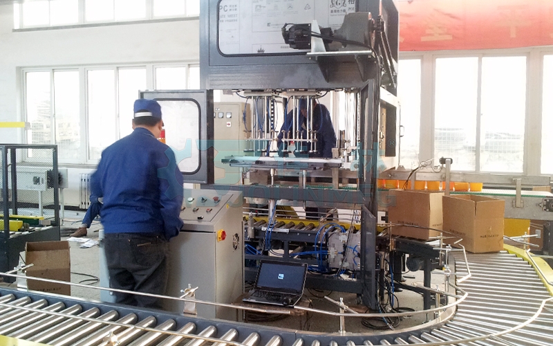 全自動飲料裝箱機